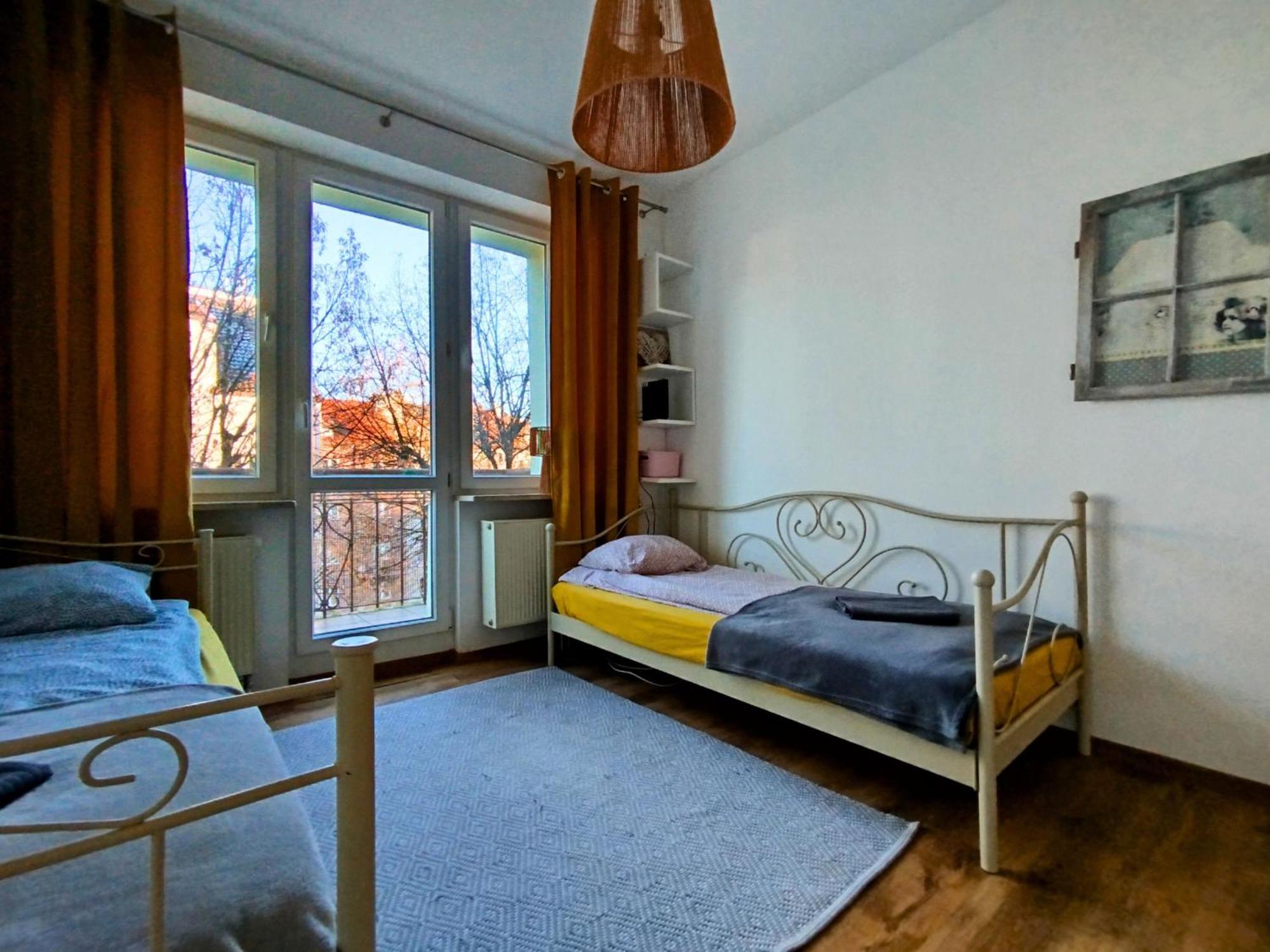 Apartament Z Ogrodem W Sercu Torunia Kültér fotó