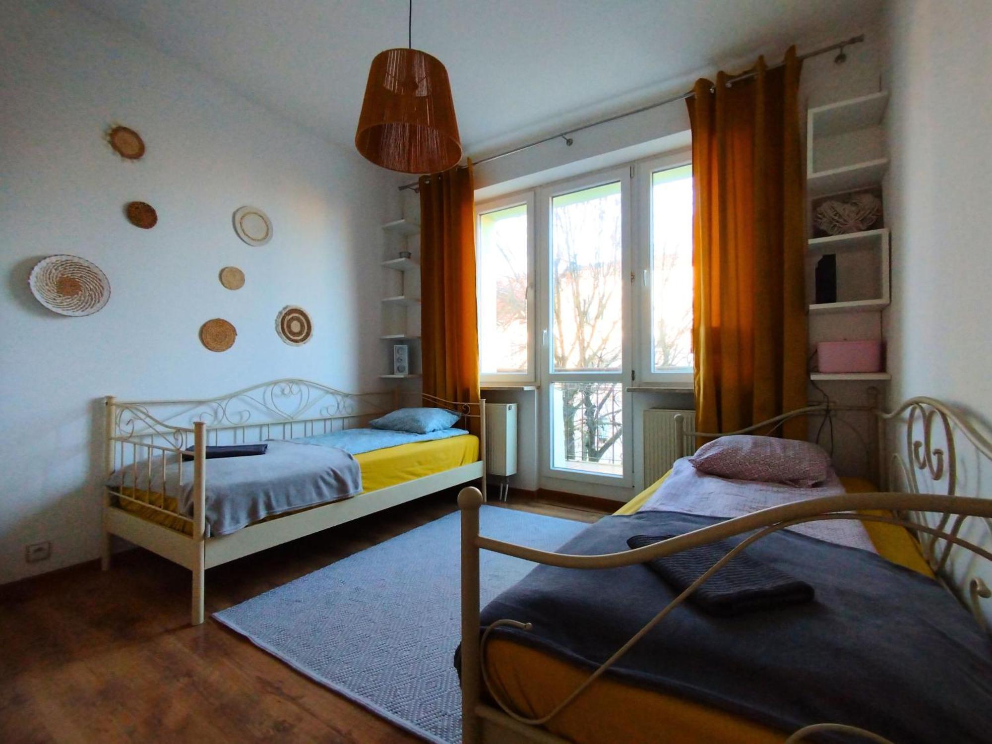 Apartament Z Ogrodem W Sercu Torunia Kültér fotó