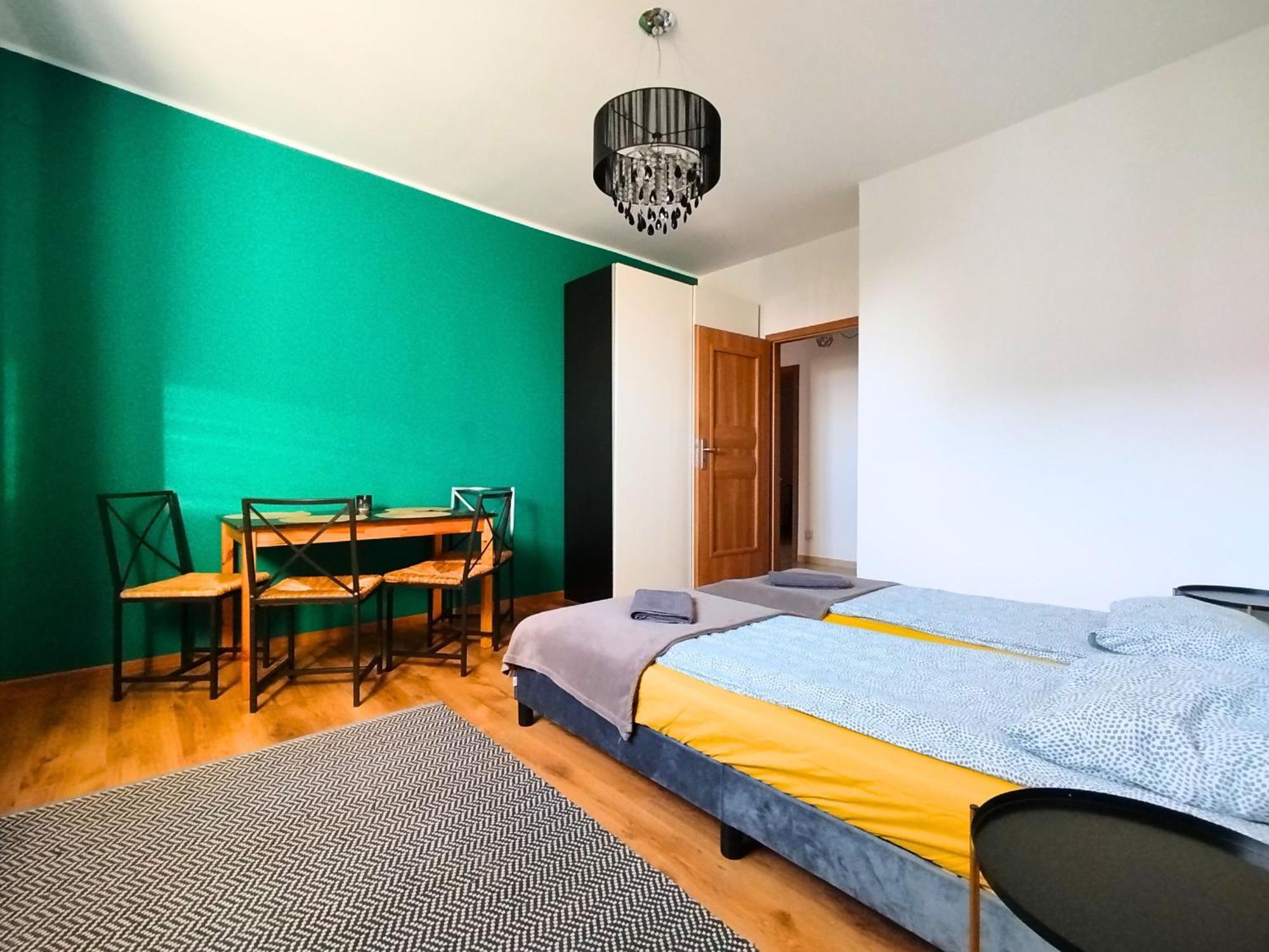 Apartament Z Ogrodem W Sercu Torunia Kültér fotó