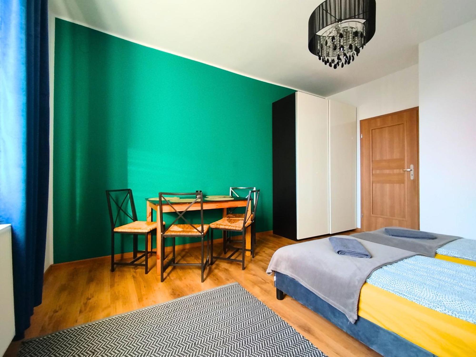 Apartament Z Ogrodem W Sercu Torunia Kültér fotó