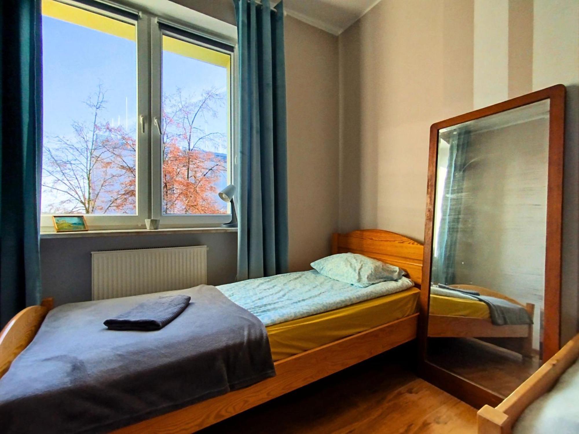 Apartament Z Ogrodem W Sercu Torunia Kültér fotó