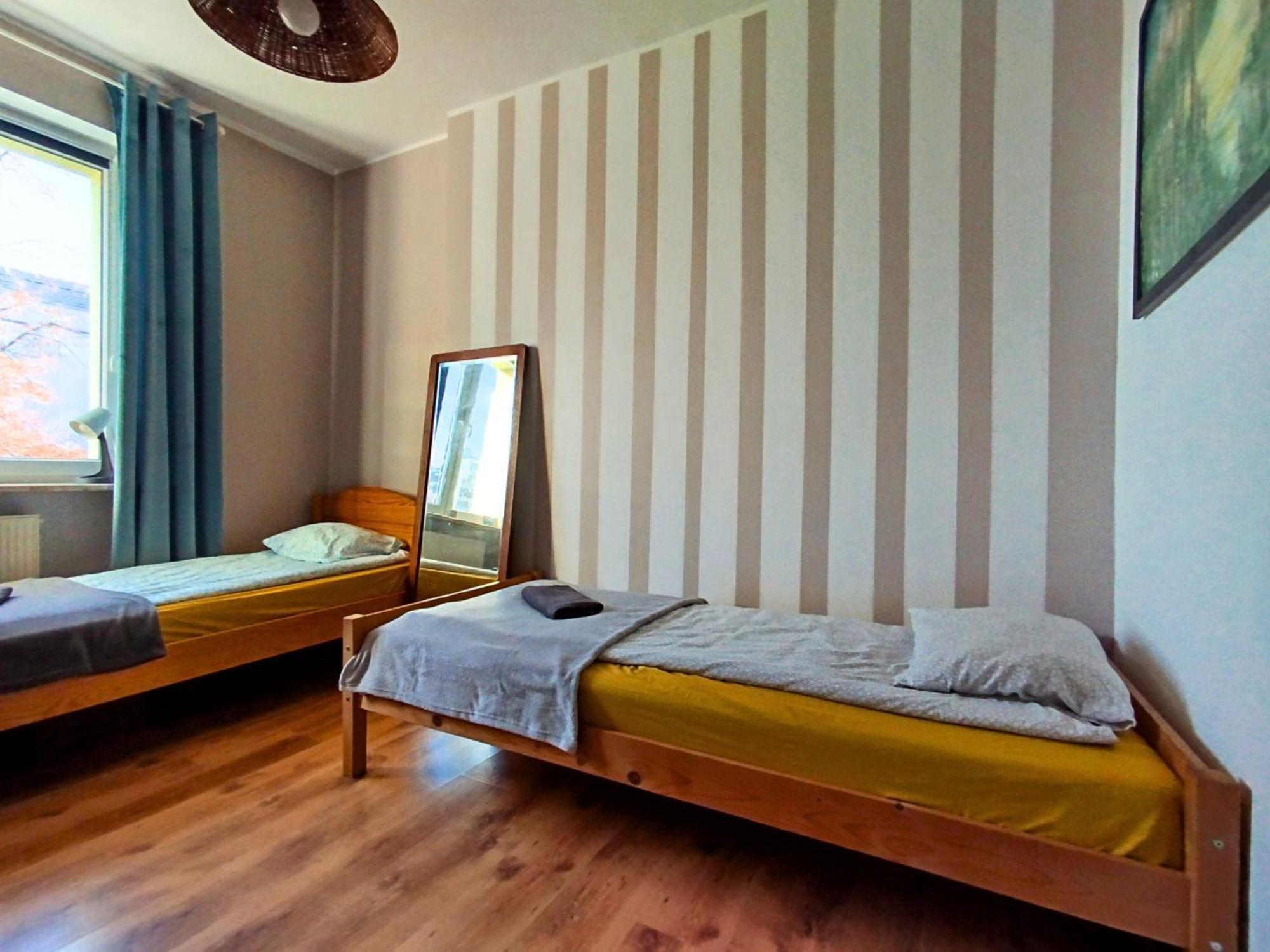 Apartament Z Ogrodem W Sercu Torunia Kültér fotó